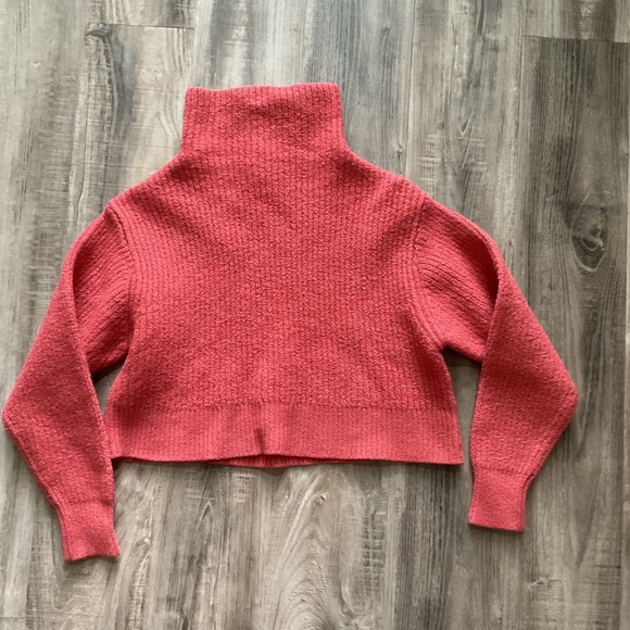 Aritzia Wilfred Everyday Luxury NWT Mock Neck Sweater Size Medium - Picture 1 of 6